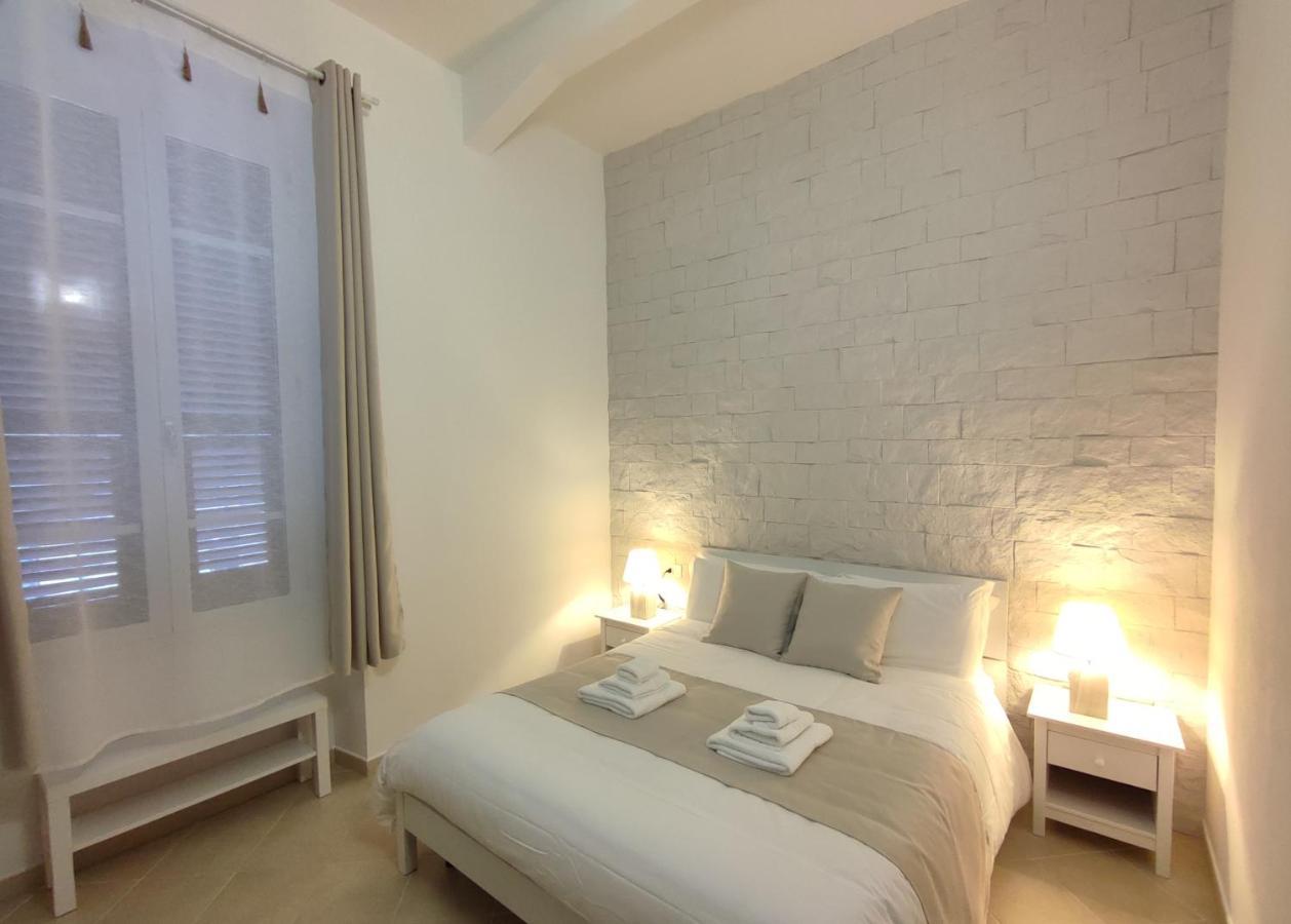 Nell'Azzurro Hotell Cagliari Exteriör bild